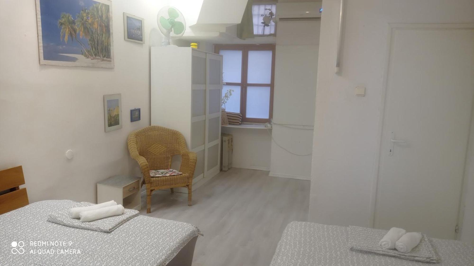 Apartment Youth Vita Zagreb Exterior foto